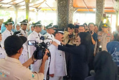 Bupati Brebes Lantik 14 Kades Definitif Pergantian Antar Waktu, Ingatkan Transparansi  Dana Desa