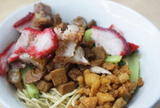 Jejak Rasa di Glodok Ini Tempat Makan Bakmi Paling Ikonik dengan Nuansa Tradisional