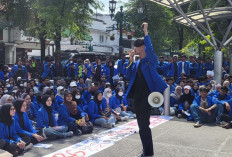  Aksi Menuju Indonesia Bangkrut di Jogja, Mahasiswa UII Bawa 6 Tuntutan Soal BBM hingga MBG