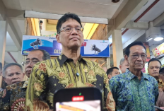 Momen Emak-emak Curhat ke Menkeu di Beringharjo: “Pak, MBG Dihentikan ya”