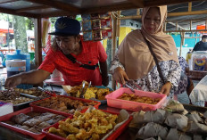 Warga Disuguhi 70 Gerobak Angkringan, Silaturahmi Lebaran di Kepatihan Lebih Sederhana