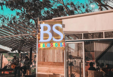 Daftar Lokasi Wisata Kuliner Tepi Pantai Paling Menawan di Makassar