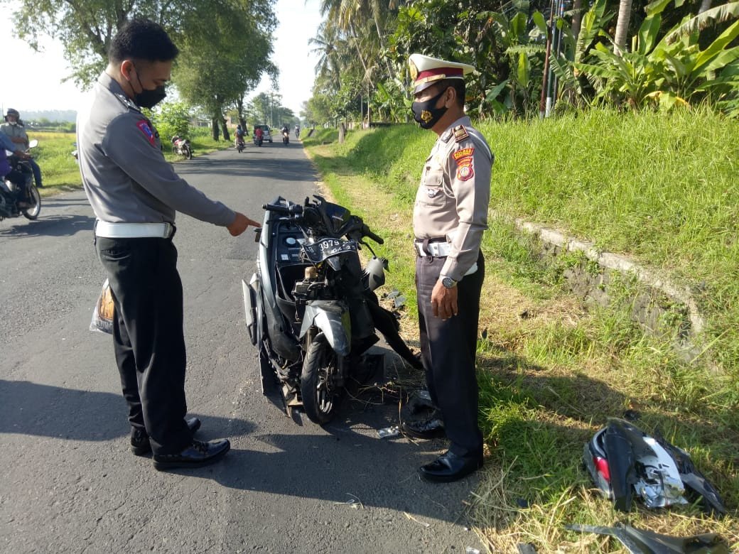 Mobil vs Sepeda Motor Adu Bagong di Kulon Progo, Satu Orang Tewas di Tempat Saat Hendak Menyalip